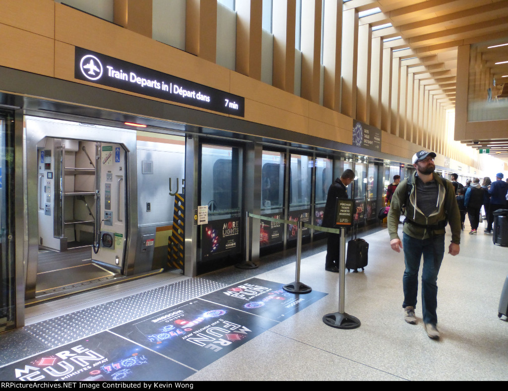 UP Express Station at Toronto Union Station